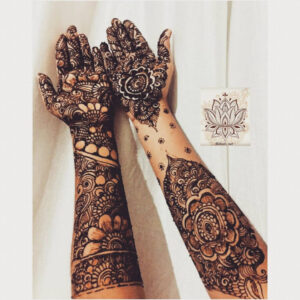 Intricate Bridal Mehandi Design