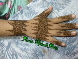 Minimal Bridal Mehandi Design
