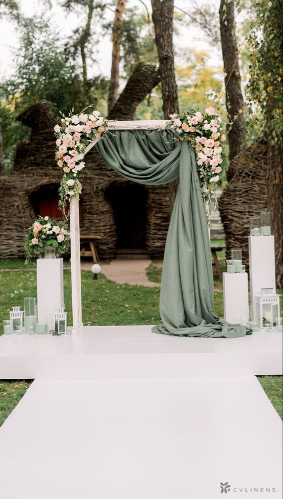 Green DIY Wedding Entrance Decorations
