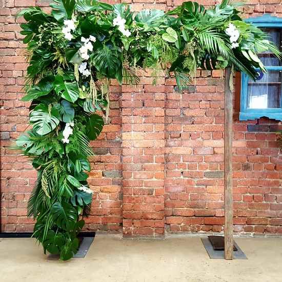Palm Leaf Pedastal DIY Wedding Entrance Decorations