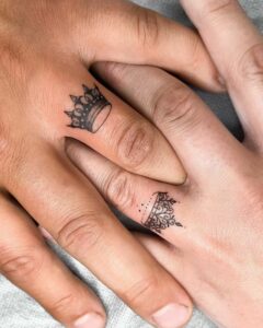 Crown Couple Tattoo for a Romantic Relationship